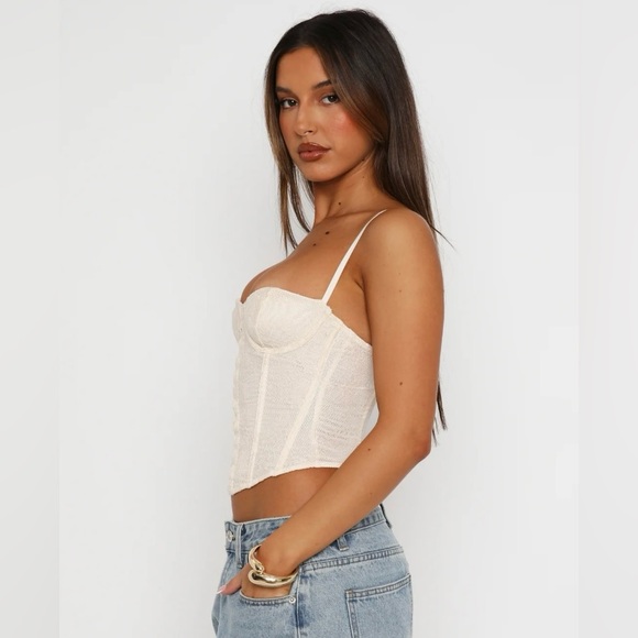 White fox white lace corset size small - Picture 2 of 6